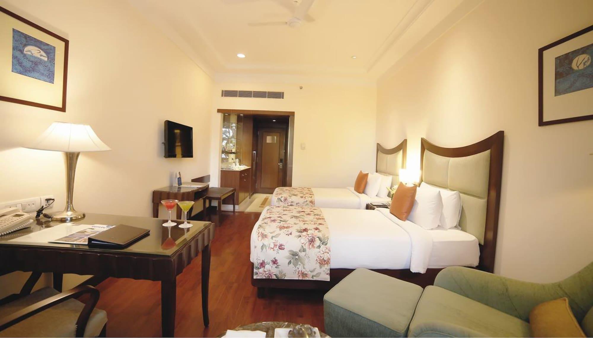 Muse Sarovar Portico Nehru Place Nuova Delhi Esterno foto