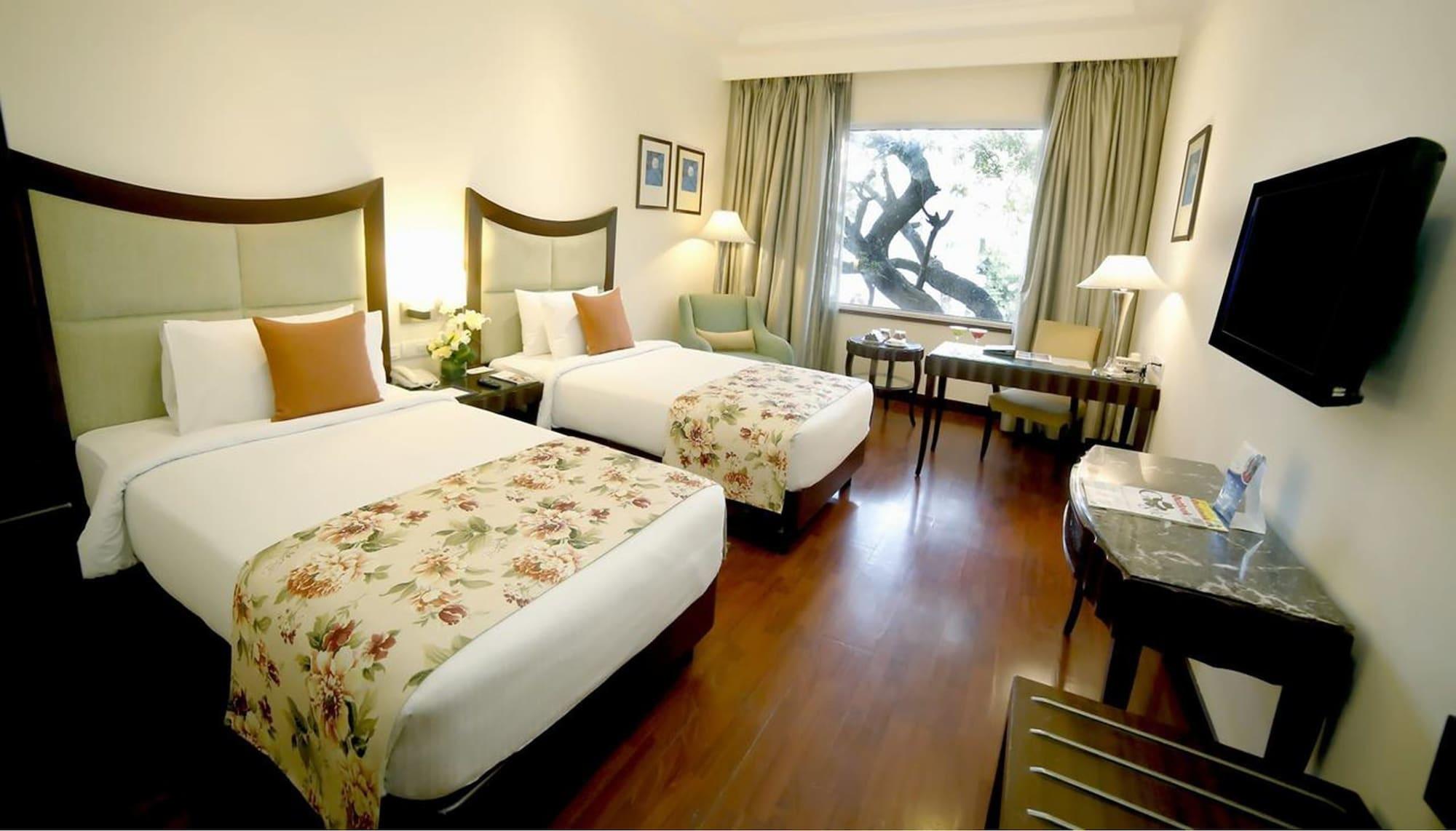 Muse Sarovar Portico Nehru Place Nuova Delhi Esterno foto