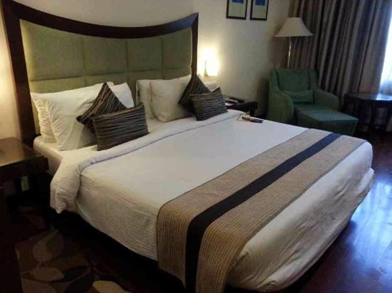 Muse Sarovar Portico Nehru Place Nuova Delhi Esterno foto