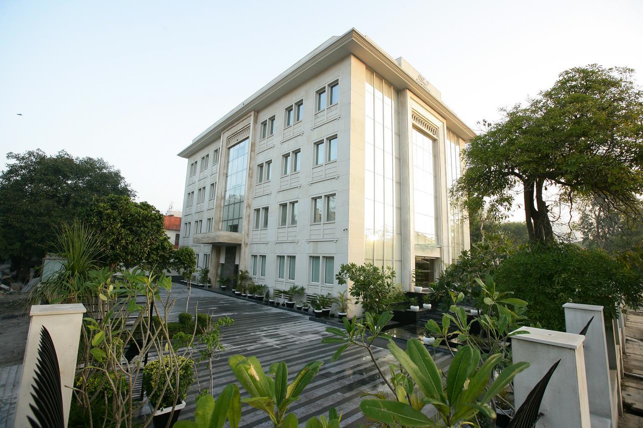 Muse Sarovar Portico Nehru Place Nuova Delhi Esterno foto